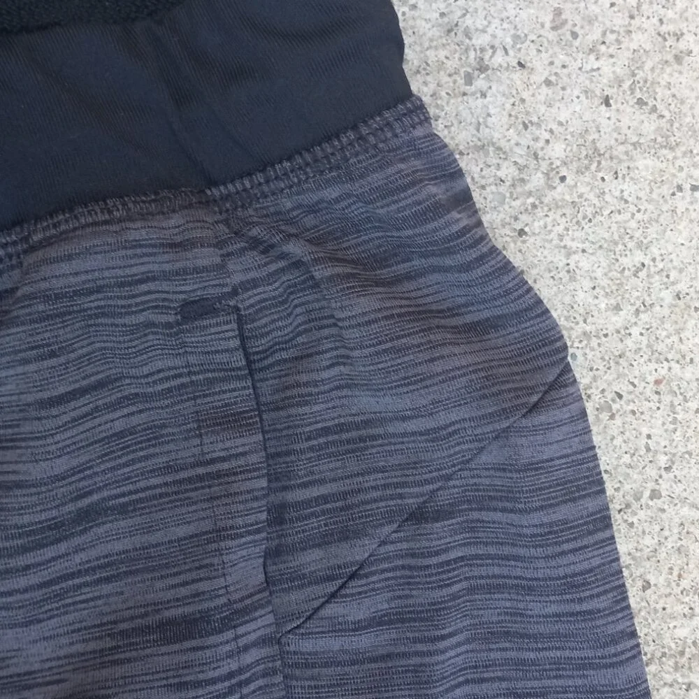 Adidas Climalite Athletic Shorts Pants Sized (M) Pockets, Drawstring